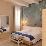 La Personala Bed & Breakfast 4*