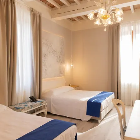 فندق مبيت وإفطار La Personala 4*