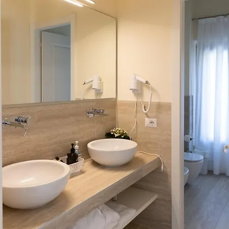 Oda ve Kahvaltı La Personala San Giacomo Roncole