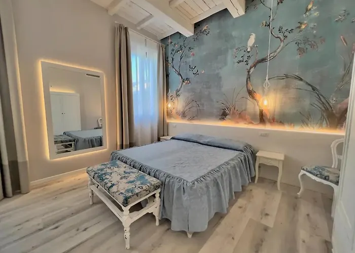 Bed & Breakfast La Personala 4*