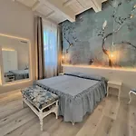 Bed and Breakfast La Personala 4*