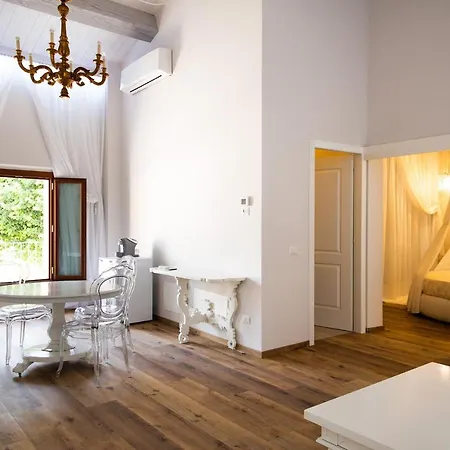 La Personala Bed & Breakfast 4*