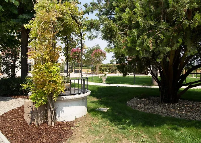 La Personala 4* San Giacomo Roncole